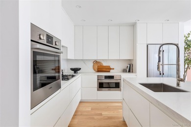 A luxury beach hotel-inspired condominium, The Boardwalk is a - photo 1