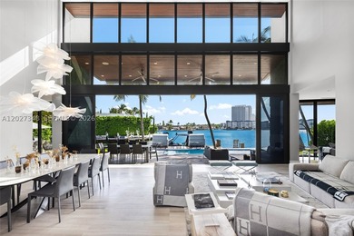 A spectacular modern waterfront estate commanding a premier - photo 7