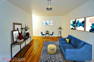 BRING YOUR CONTRACTOR! This home needs TENDER LOVING CARE (TLC) - photo 1