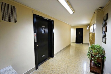 BRING YOUR CONTRACTOR! This home needs TENDER LOVING CARE (TLC) - photo 8