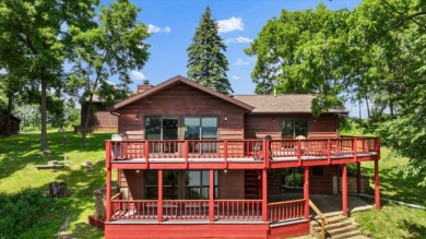 Scenic Point Bluff-Top Retreat with Mississippi River Views - Lake Home For Sale in De Soto, Wisconsin