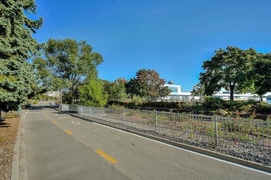 Adresse prestigieuse des Jardins Youville, emplacement de choix - photo 24