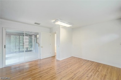 MOTIVATED SELLER WHO WANTS THIS SOLD!! TONS OF POTENTIAL HERE!! - photo 25