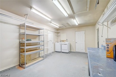 MOTIVATED SELLER WHO WANTS THIS SOLD!! TONS OF POTENTIAL HERE!! - photo 33