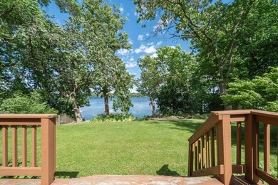 MOTIVATED SELLER!! Wake up to stunning east-facing views of Sauk - photo 9