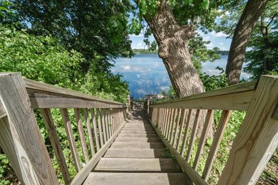 MOTIVATED SELLER!! Wake up to stunning east-facing views of Sauk - photo 10