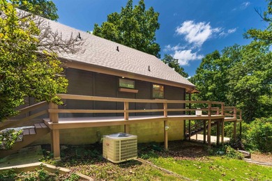 Stunning multi-level contemporary home in Cherokee Village! This - photo 4