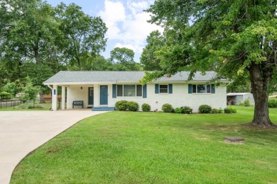 Lake Hamilton Home For Sale in Hot Springs Arkansas