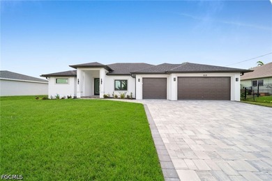 Welcome to this stunning new construction home in the rapidly - photo 2