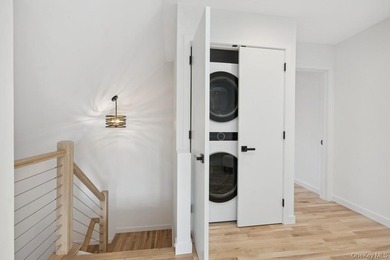 Crafted with a keen eye for coastal modernism, this 1 - photo 16