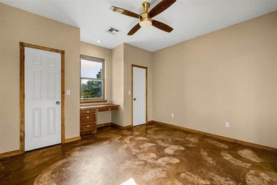 Welcome to 5 Quanah Mountain Road in the desirable Oak Meadows - photo 16