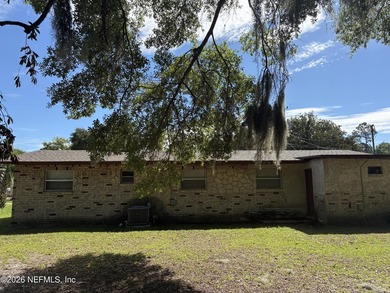 Well maintained home for sale by long time owner. Adorable - photo 22