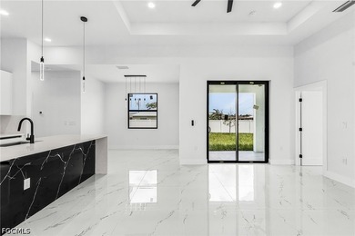 Welcome to your dream home in Cape Coral! This stunning single - photo 5
