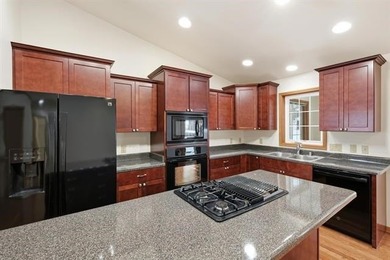 Hidden Treasure! This spacious master suite features a walk-in - photo 9