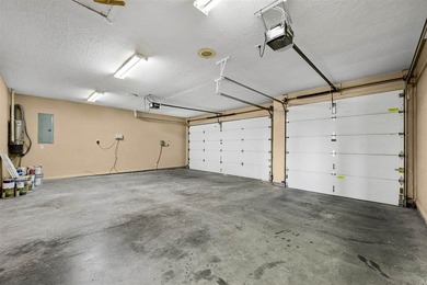Welcome to 5 Quanah Mountain Road in the desirable Oak Meadows - photo 37