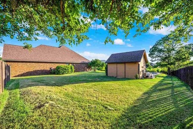 Welcome to 5 Quanah Mountain Road in the desirable Oak Meadows - photo 44