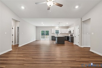 THIS IS A TO BE BUILT HOME. Ask about structural options and - photo 7