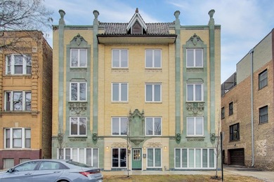 Lake Michigan - Cook County Condo Active Under Contract in Chicago Illinois