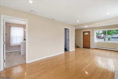 Live the Lake! 4-bedroom, 2-full-bath lake style home is - photo 4