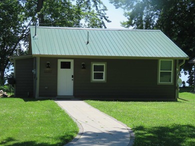 This gem was completely renovated inside and out in 2025! Ranch - photo 2