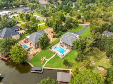 Lake Hamilton Home For Sale in Hot Springs Arkansas