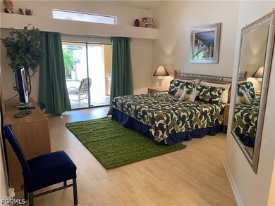 Beautiful duplex with its own pool. Great location in the - photo 4