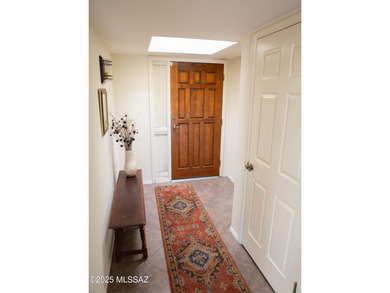 Fairfield townhome in a great Foothills location near dining