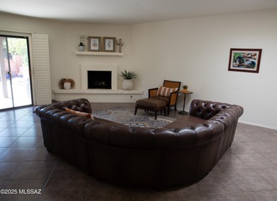 Fairfield townhome in a great Foothills location near dining