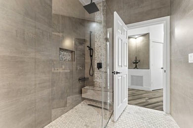 Stunning, completely renovated 4 BD / 3.5 BA in Stratford Green - photo 15