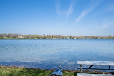 **SIGNIFICANT PRICE INCENTIVE TO PURCHASE ENTIRE LOT** Rare - photo 2
