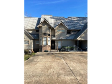 Lake Home For Sale in Eufaula, Alabama