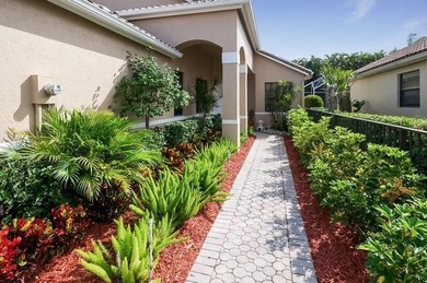 Beautiful Windsor Model Dover Home Located in Wycliffe Golf & - photo 2