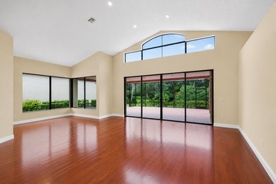 Beautiful Windsor Model Dover Home Located in Wycliffe Golf & - photo 4