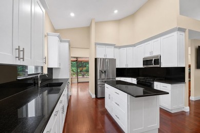 Beautiful Windsor Model Dover Home Located in Wycliffe Golf & - photo 10