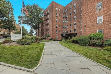 A must see. Beautiful Bright & Spacious fully renovated 2 - photo 3