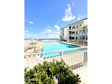 Your Oceanfront Paradise awaits! First floor fully furnished - photo 4