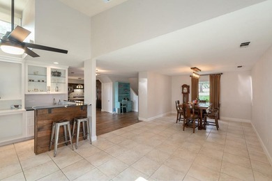 Welcome to your waterfront retreat on Cedar Creek Lake in the - photo 16