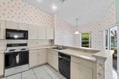 Nestled in the sought after Boca Springs neighborhood, this 3 - photo 9