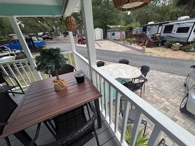 2019 Park Model with Loft | Salt Springs Resort | Salt Springs - photo 4