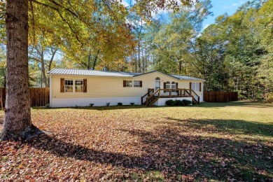Lake Home For Sale in Eufaula, Alabama