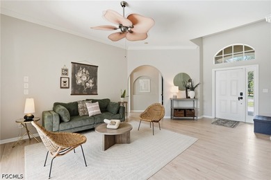 GREAT LOCATION with no Hurricane damage! Spacious and - photo 3