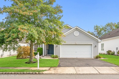 (private lake, pond, coastal) Home Sale Pending in Lakewood New Jersey