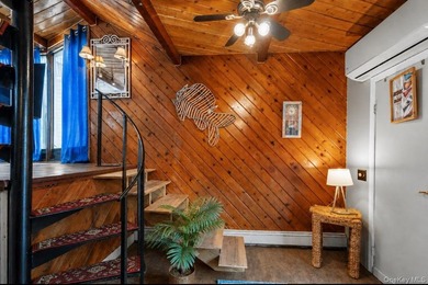 Start living your waterfront lifestyle today! This floating - photo 14