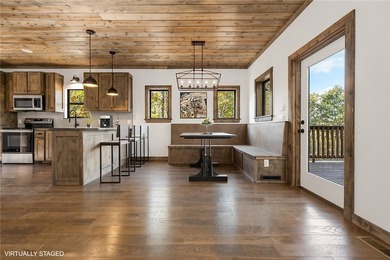 Discover refined country living in this custom-built 3 BR 3.5 BA - photo 7