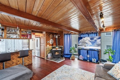 Start living your waterfront lifestyle today! This floating - photo 19