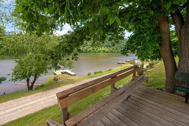 Experience waterfront living with this beautiful property - photo 9