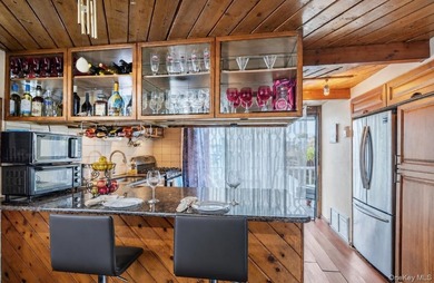 Start living your waterfront lifestyle today! This floating - photo 20