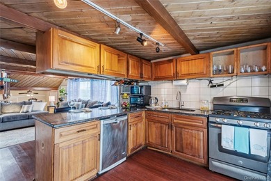 Start living your waterfront lifestyle today! This floating - photo 23