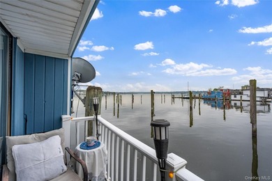 Start living your waterfront lifestyle today! This floating - photo 26
