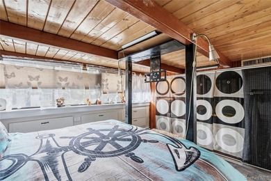 Start living your waterfront lifestyle today! This floating - photo 32
